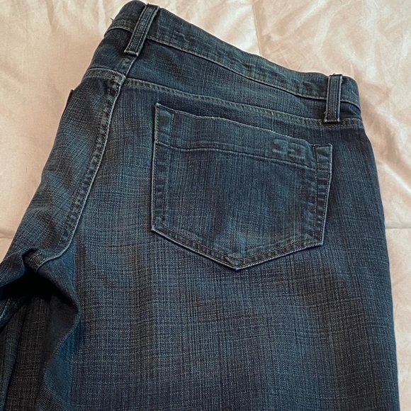 Joe’s Fit Rebel Denim Jean
Size 34 X 34 - Picture 8 of 9